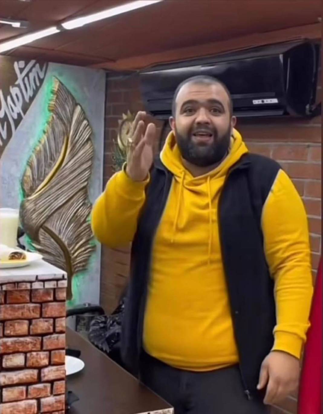 Sosyal medya fenomeni feci şekilde can verdi! Açıkta bırakılan elektrik kablosu, 35 yaşında hayattan kopardı 6